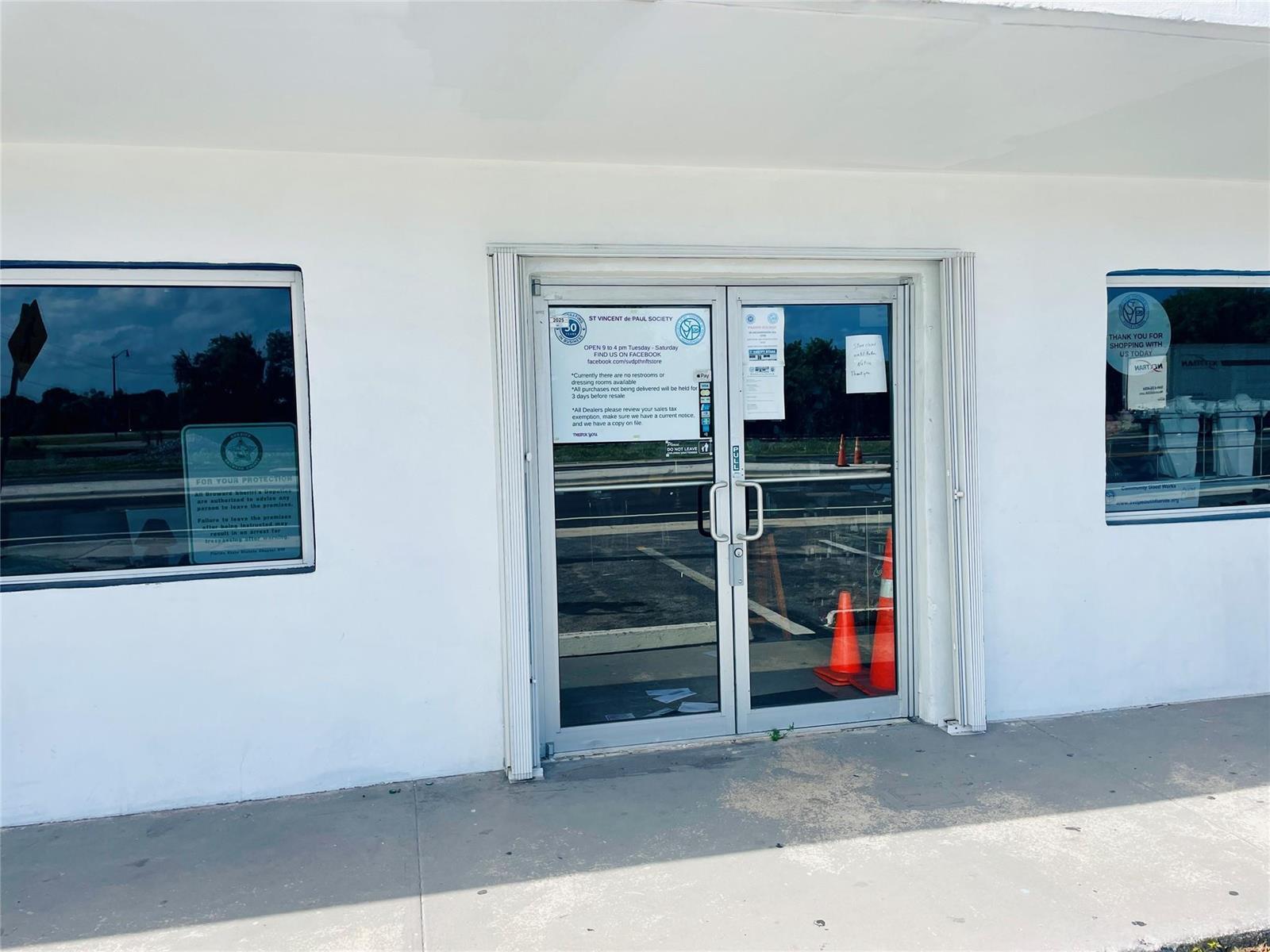 2323 N Dixie Highway, Pompano Beach FL 33060 photo 3
