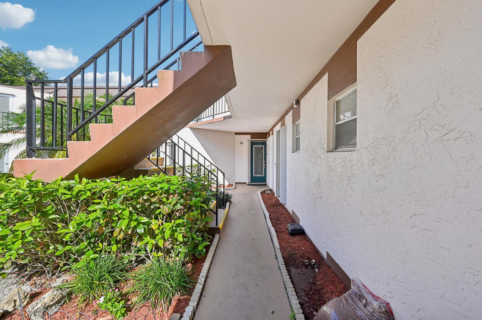 7 N Greenway Village N # 111, Royal Palm Beach FL 33411 photo 2