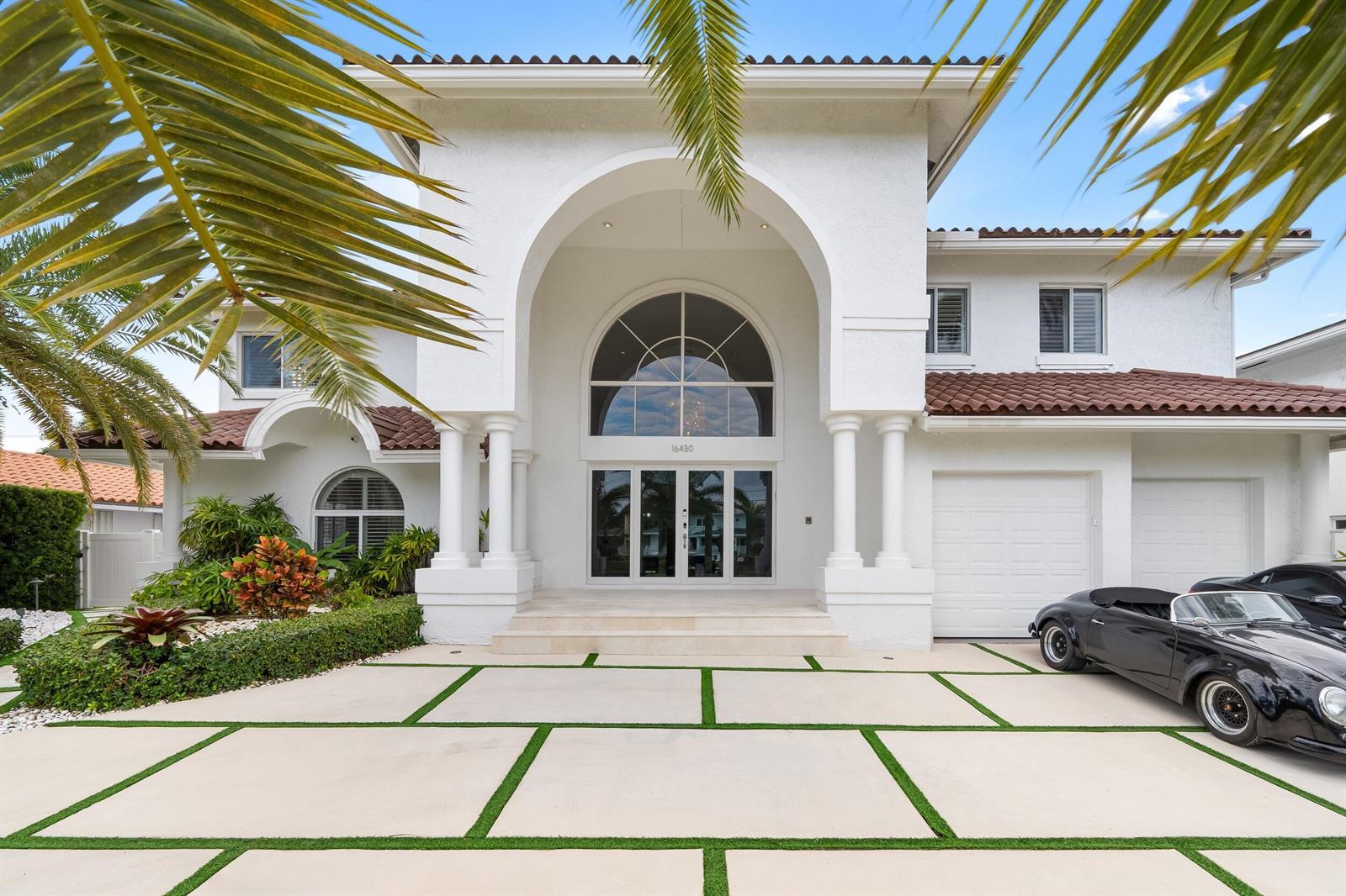 16430 NE 30th Avenue, North Miami Beach FL 33160 photo 5