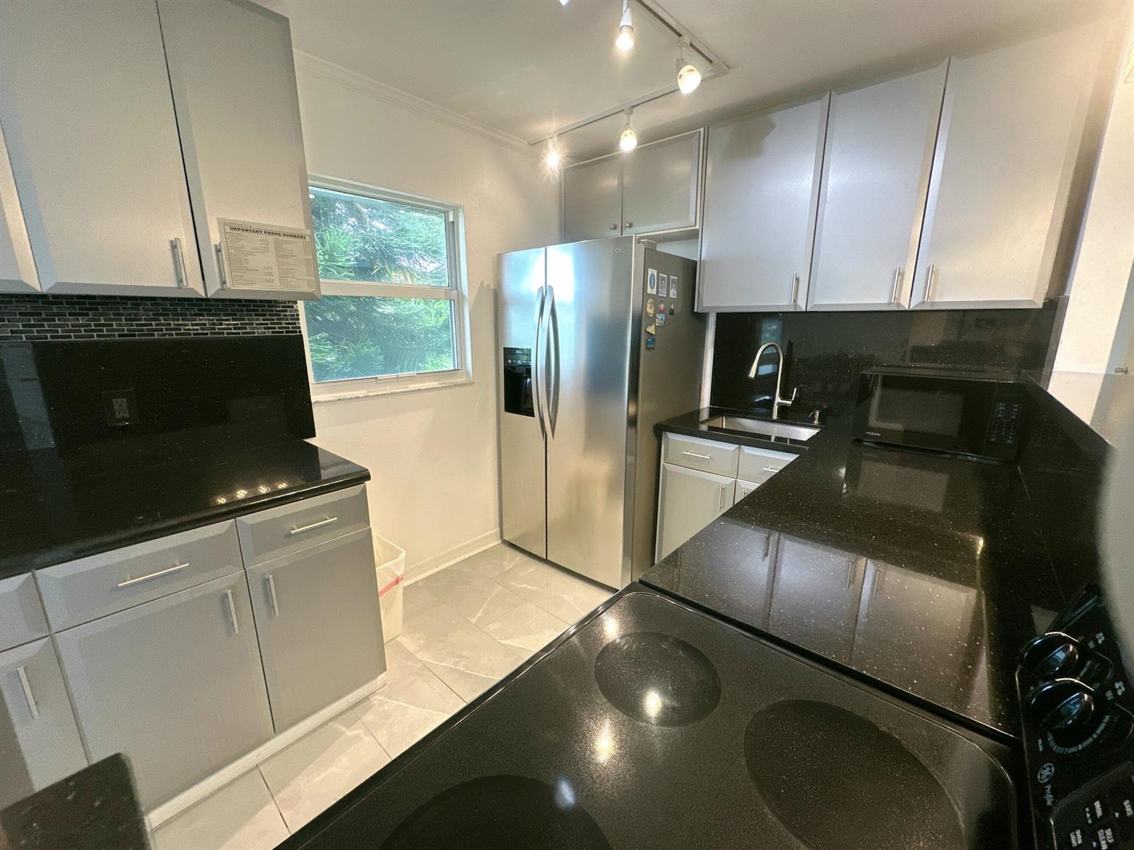 196 Tuscany C Lane, Delray Beach FL 33446 photo 3