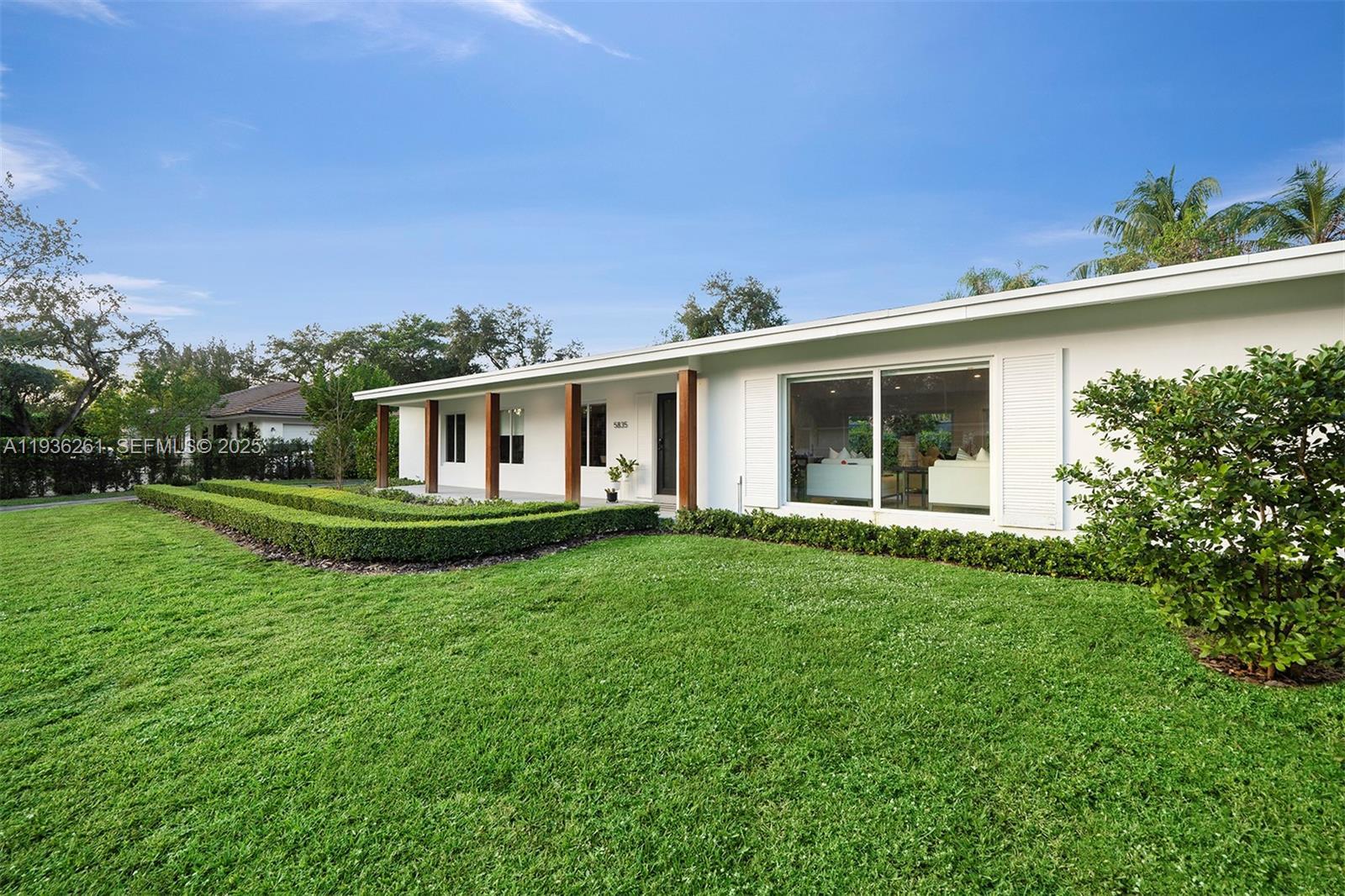 5835 SW 100th Ter, Pinecrest FL 33156