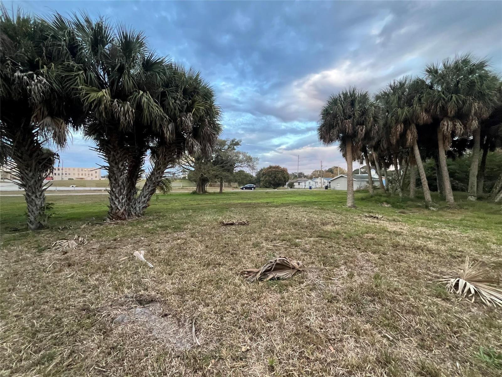 605 N 8th Street, Fort Pierce FL 34950 photo 4