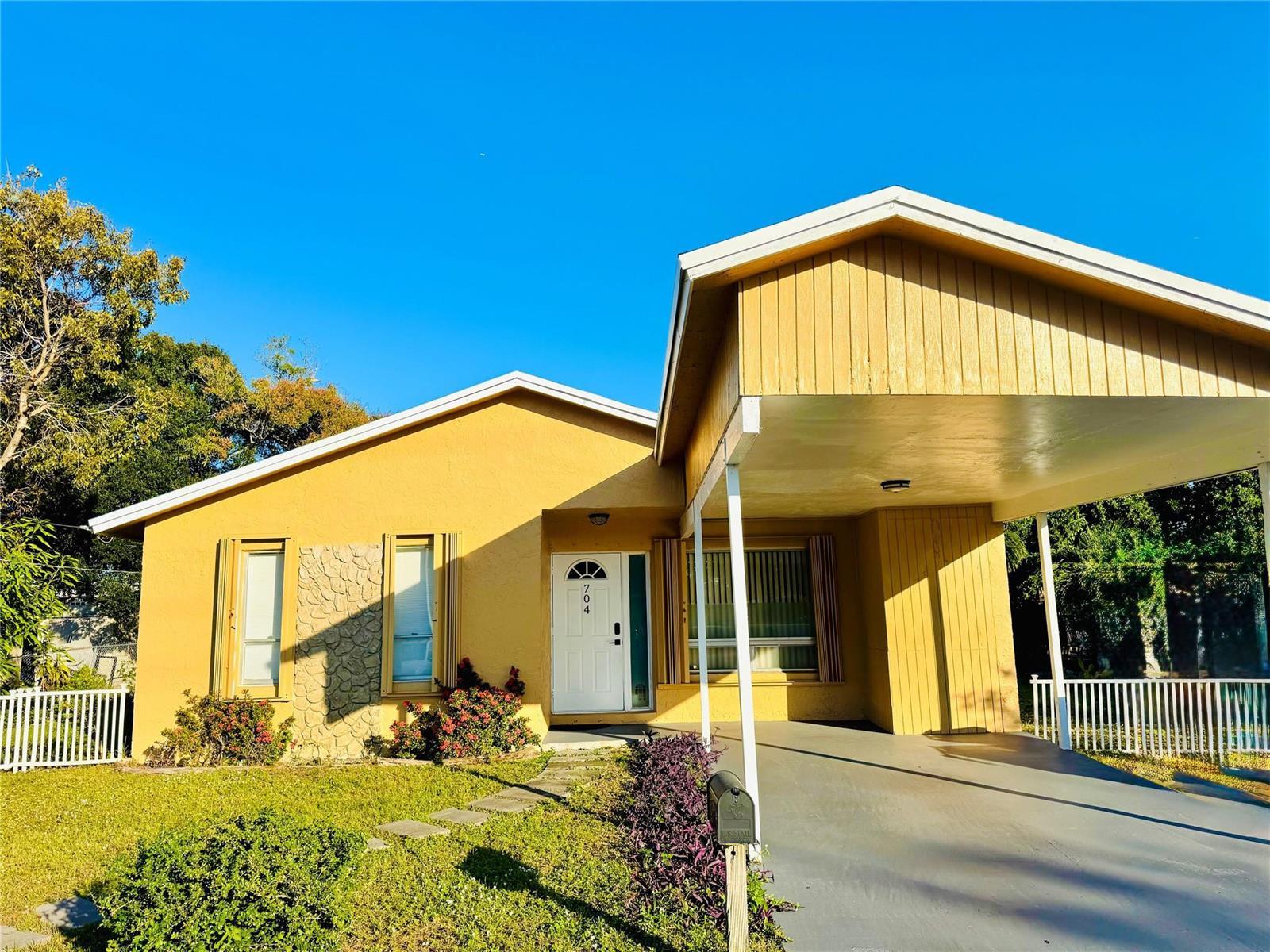 704 NW 3rd Avenue, Pompano Beach FL 33060