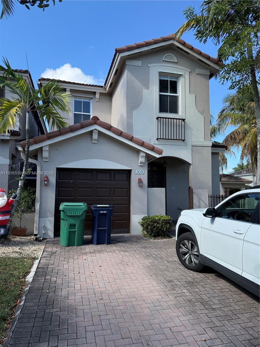 904 SW 154th Path # 0, Miami FL 33194