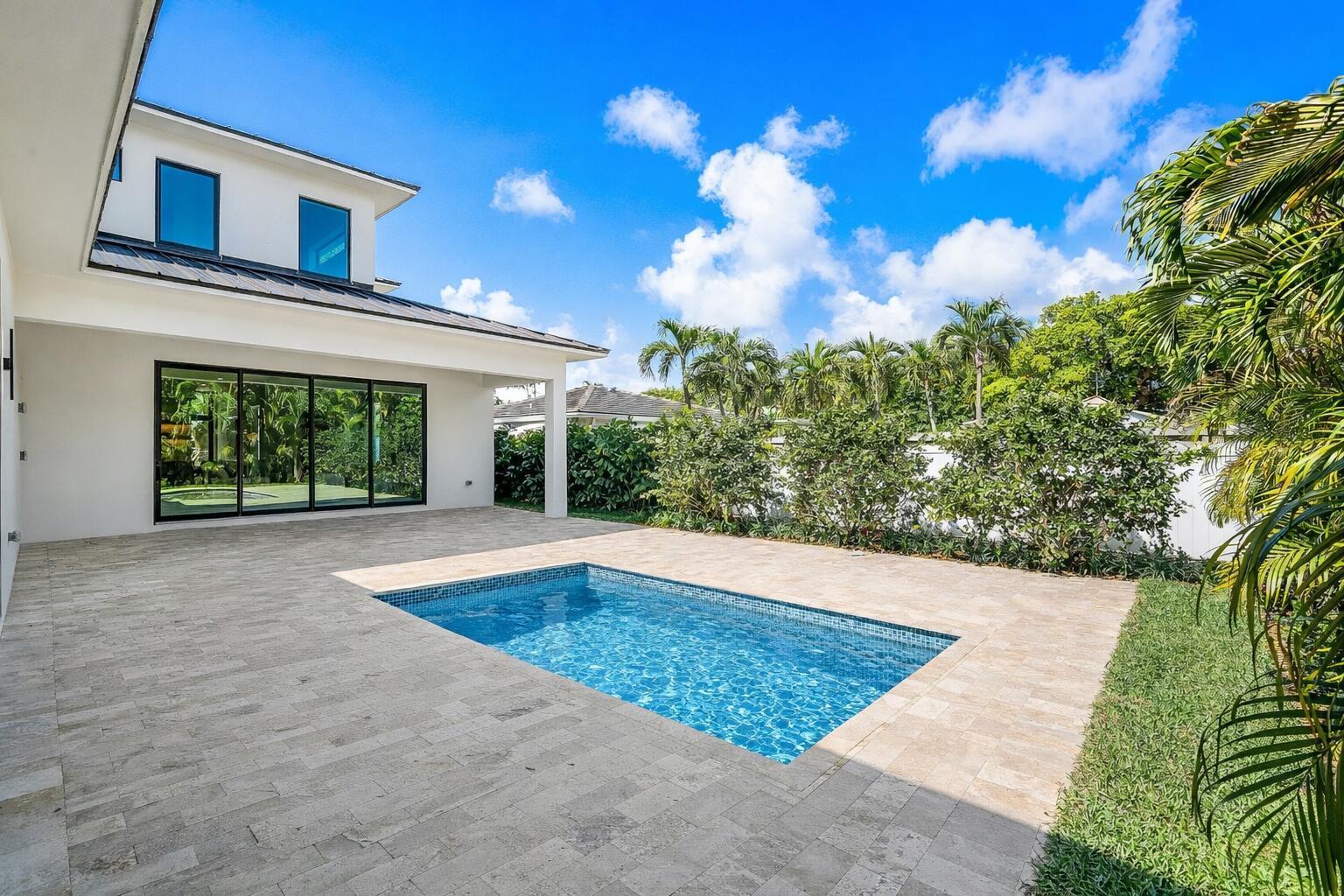213 NE 9th Street, Delray Beach FL 33444 photo 3