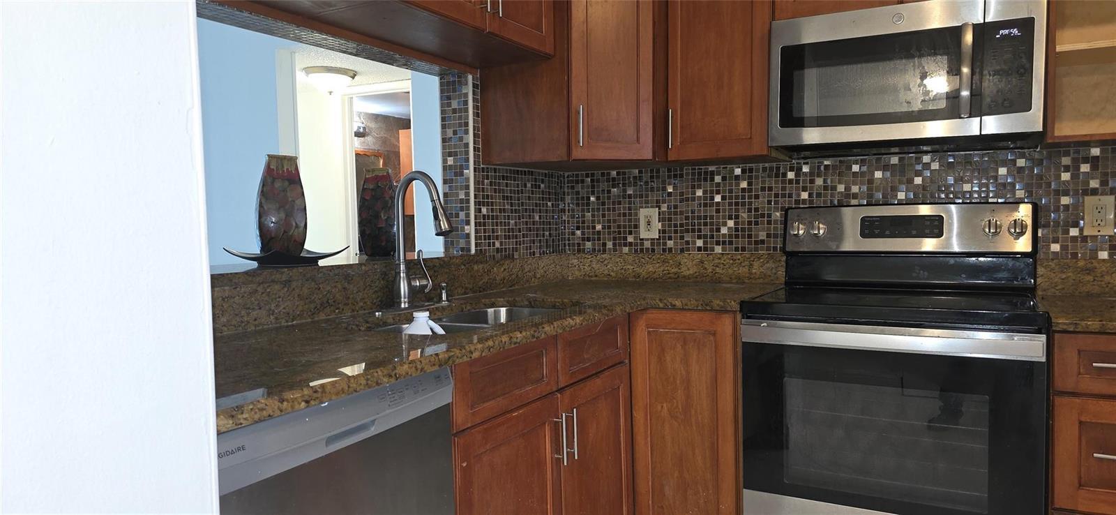 11158 W Sample Road # 11158, Coral Springs FL 33065 photo 2