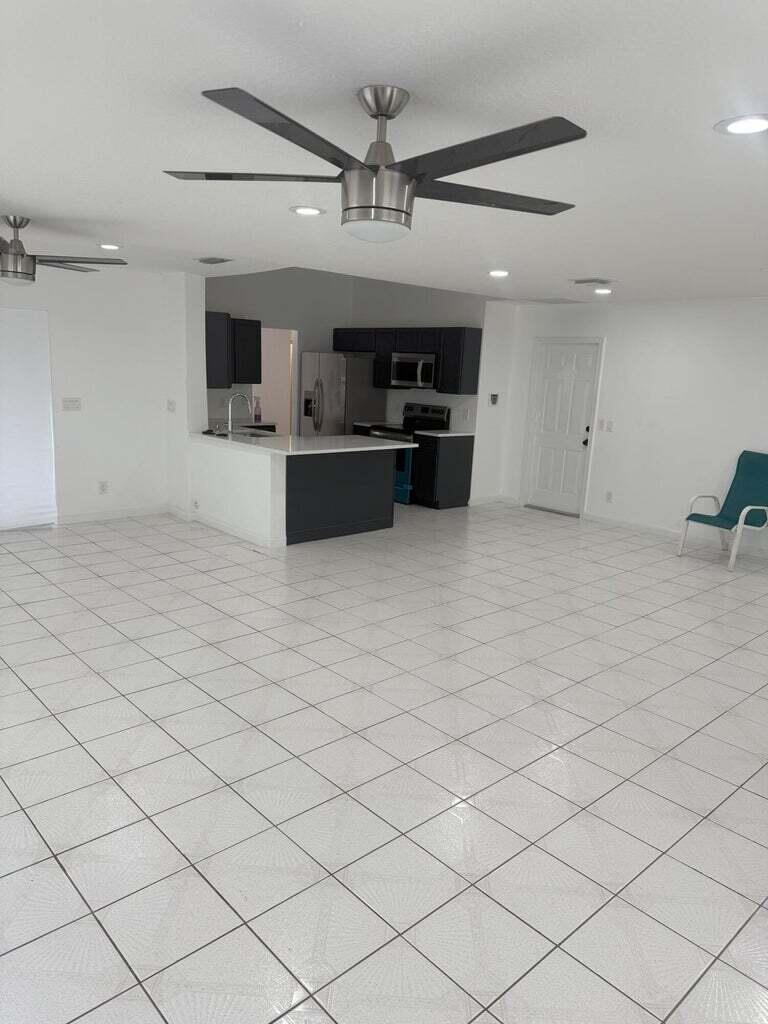 1334 N Mangonia Drive Drive, West Palm Beach FL 33401 photo 5