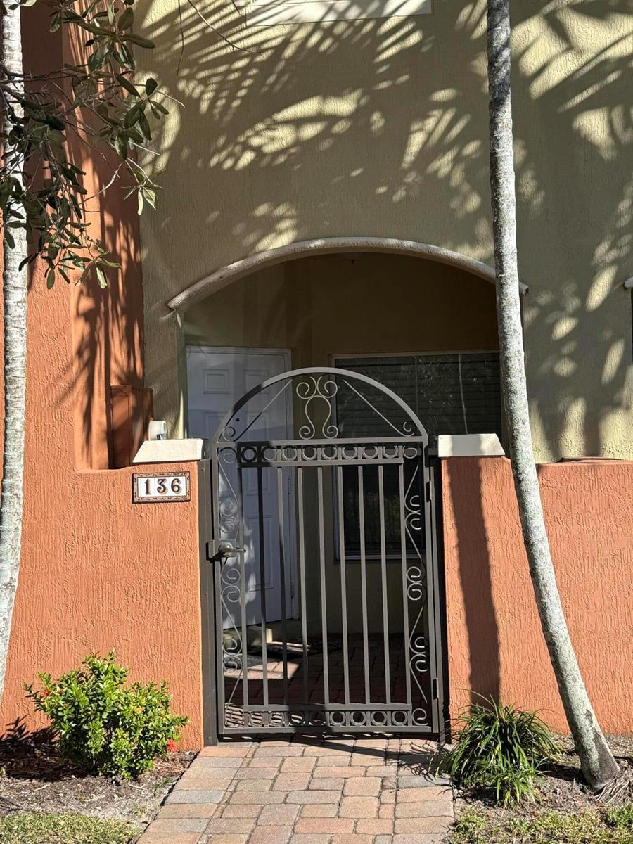 136 Monterey Bay Drive, Boynton Beach FL 33426
