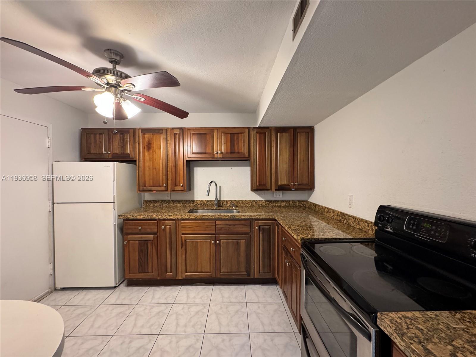2821 N Miami Beach Blvd # 5P, North Miami Beach FL 33160 photo 4