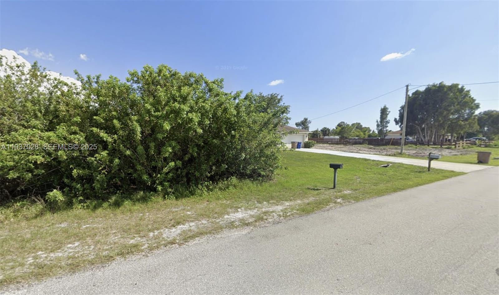 222 Grant Blvd, Lehigh Acres FL 33974