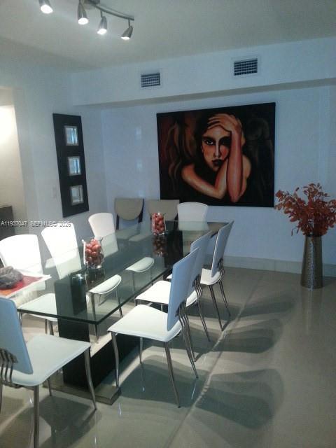 North Miami, FL 33161 photo 4