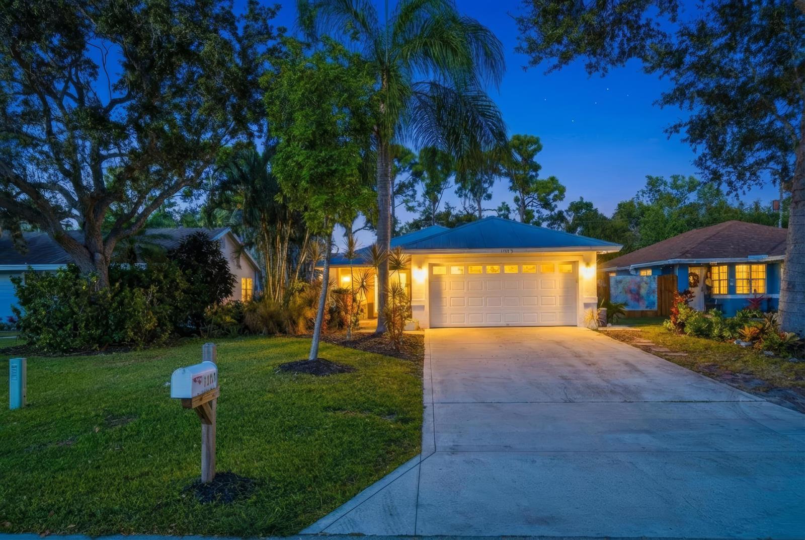 1105 Cherokee Street, Jupiter FL 33458 photo 2