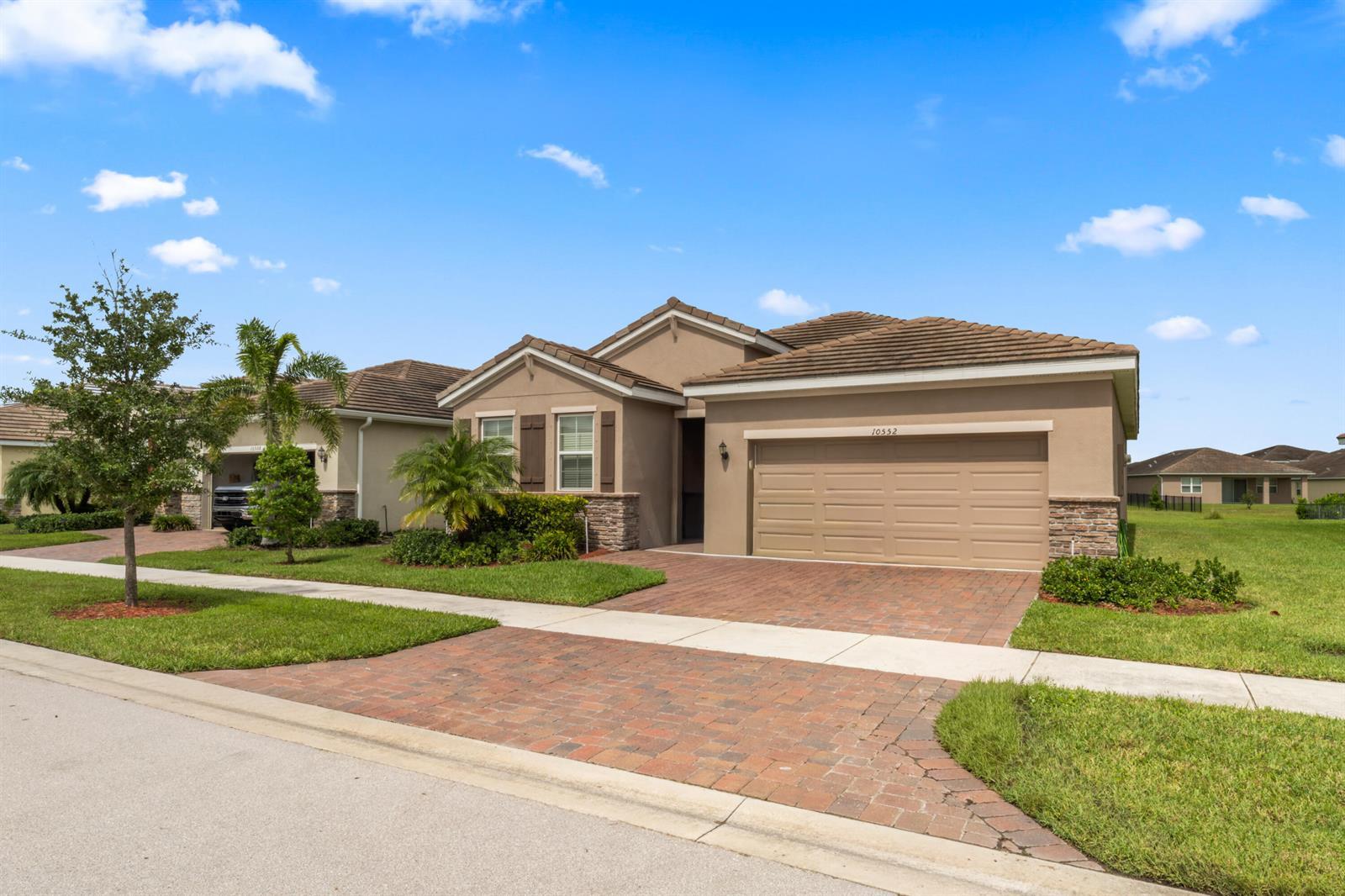 10552 SW Toren Way, Port St. Lucie FL 34987 photo 2