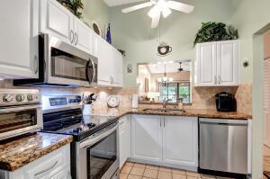 3352 Perimeter Drive, FL 33467 photo 5
