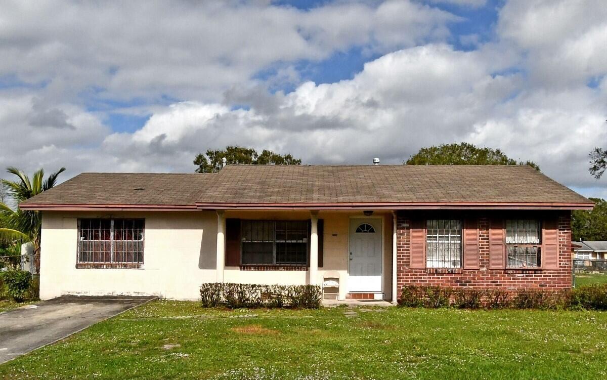 2904 Kingsley Drive, Fort Pierce FL 34946