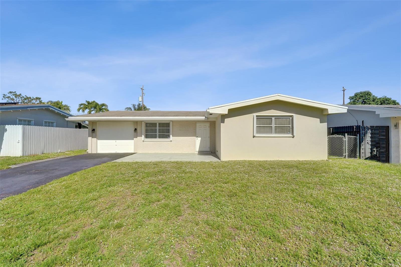 8211 NW 10th Street, Pembroke Pines FL 33024 photo 2