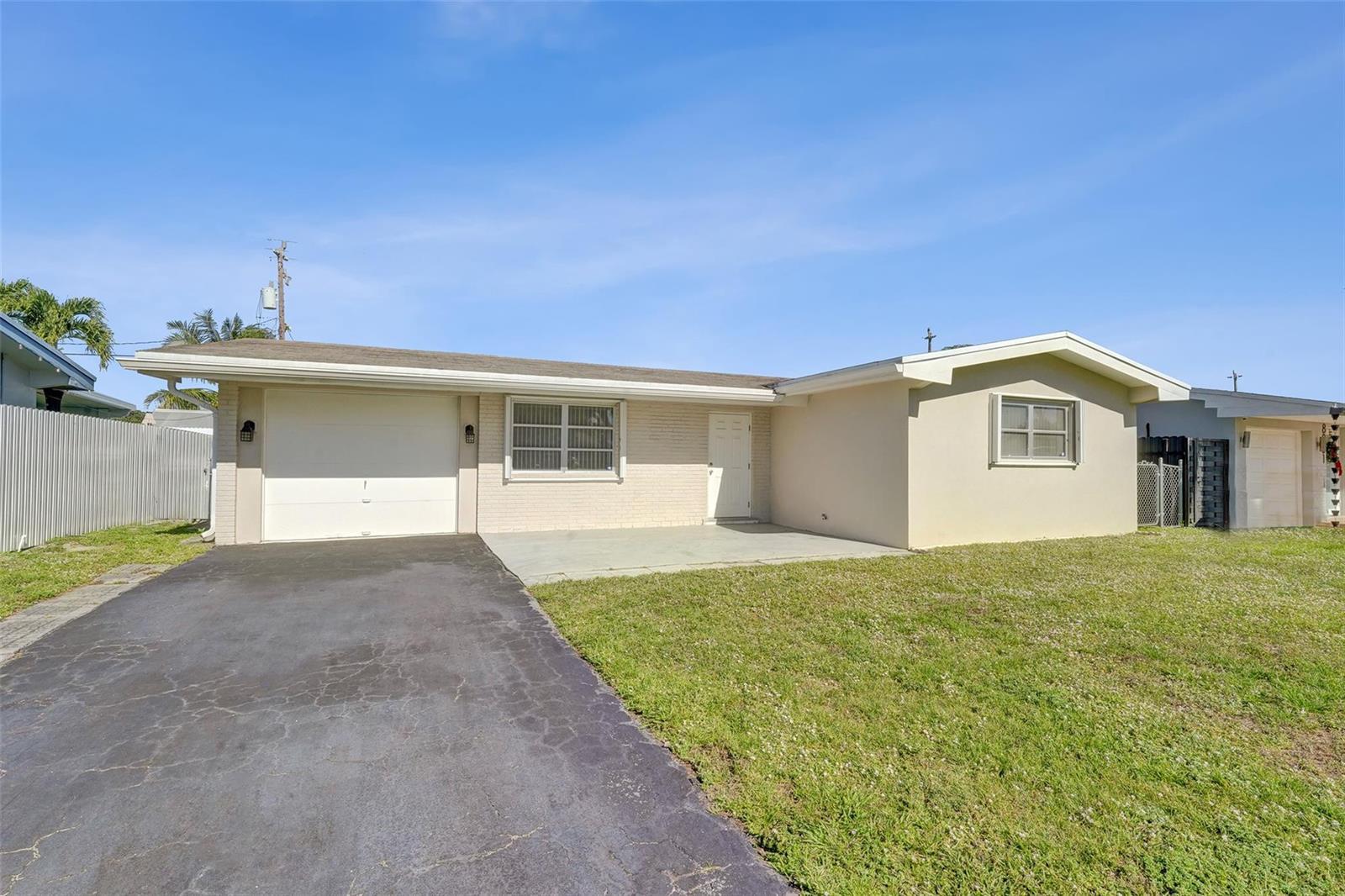 8211 NW 10th Street, Pembroke Pines FL 33024