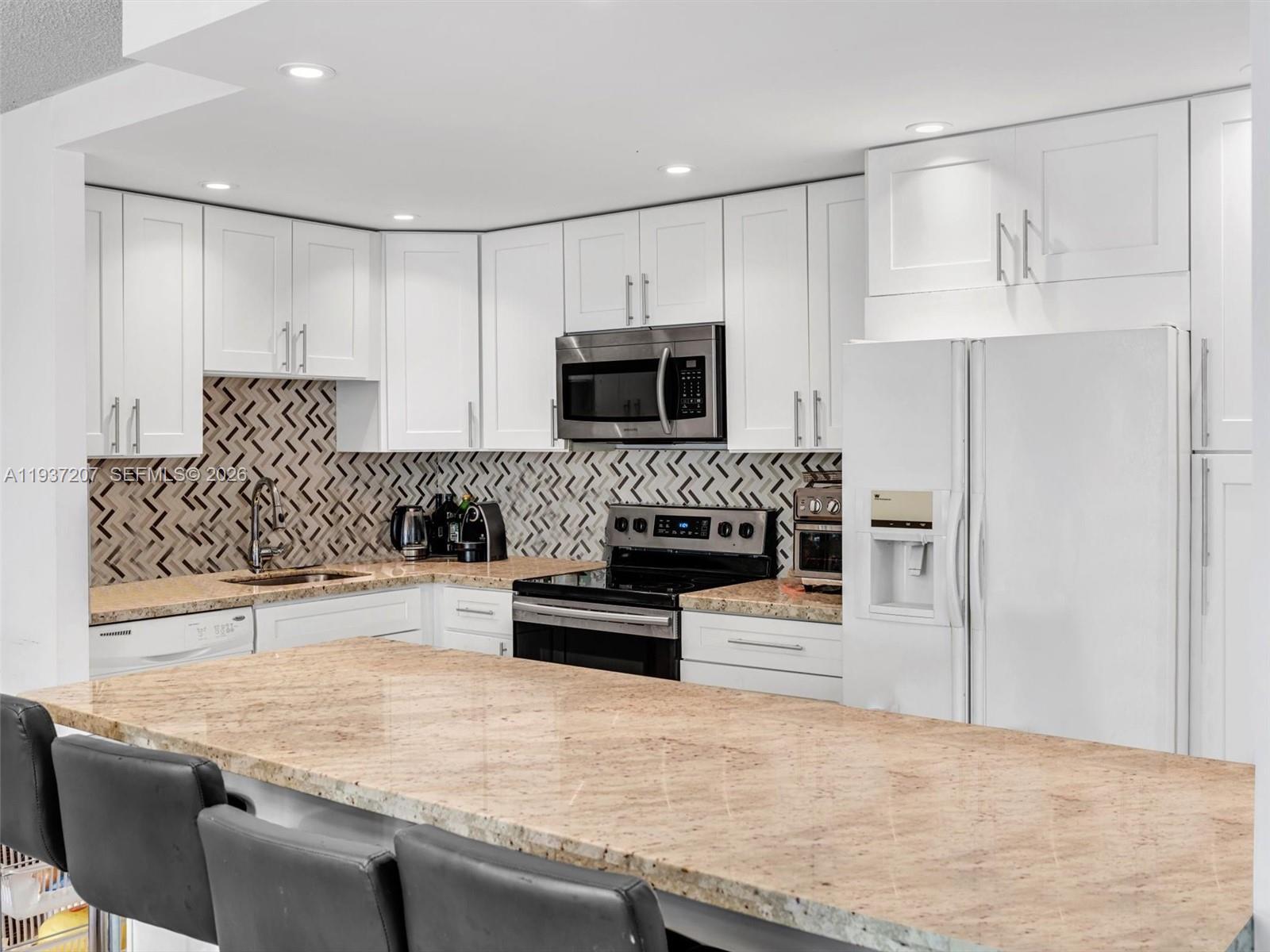 20401 NE 30th Ave # 8, Aventura FL 33180