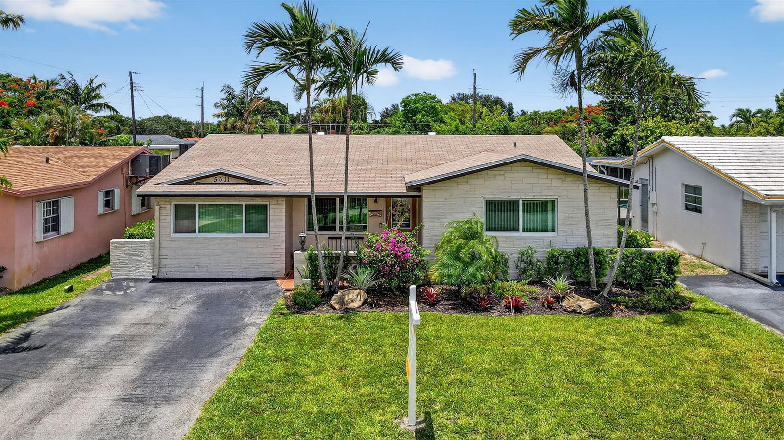 5511 Van Buren Street, Hollywood FL 33021 photo 3