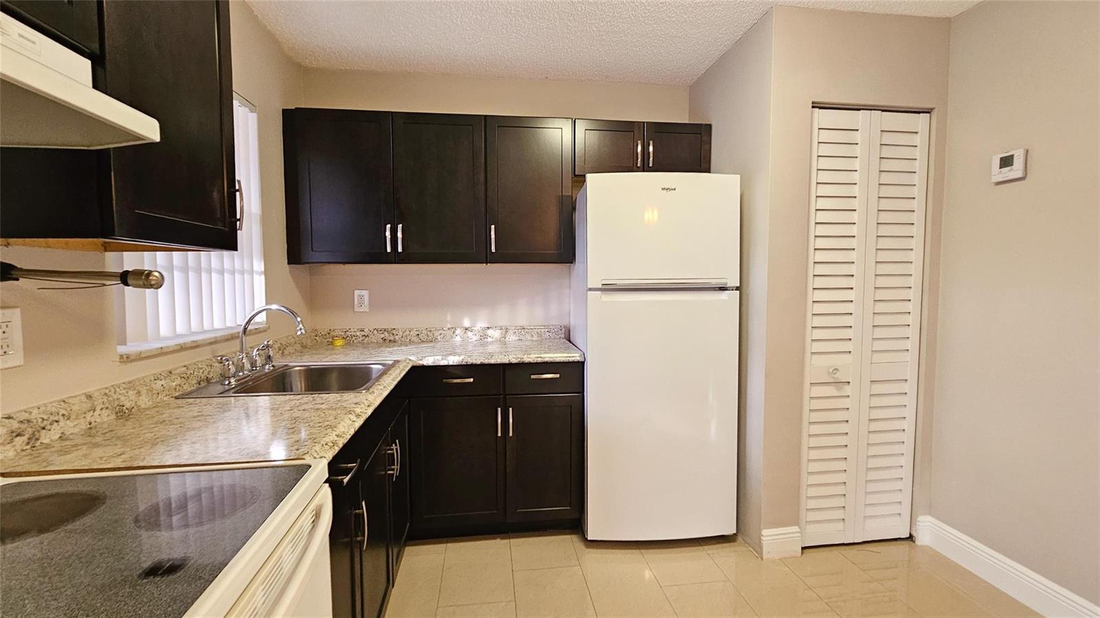 416 Lakeside Drive # 129, Margate FL 33063 photo 2