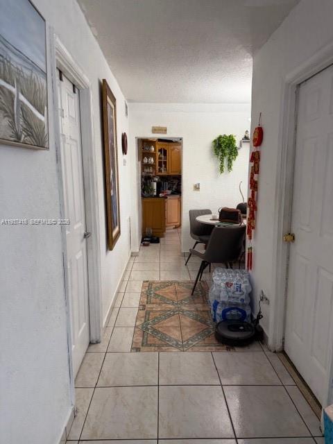 832 E 20th St, Hialeah FL 33013 photo 2
