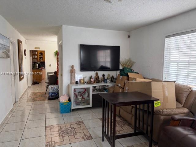 832 E 20th St, Hialeah FL 33013 photo 3