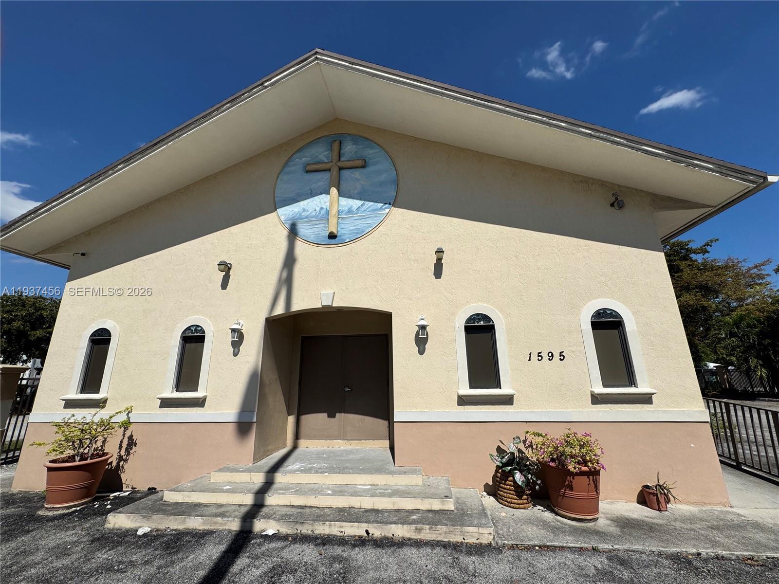 1595 NW 119th St, North Miami FL 33167