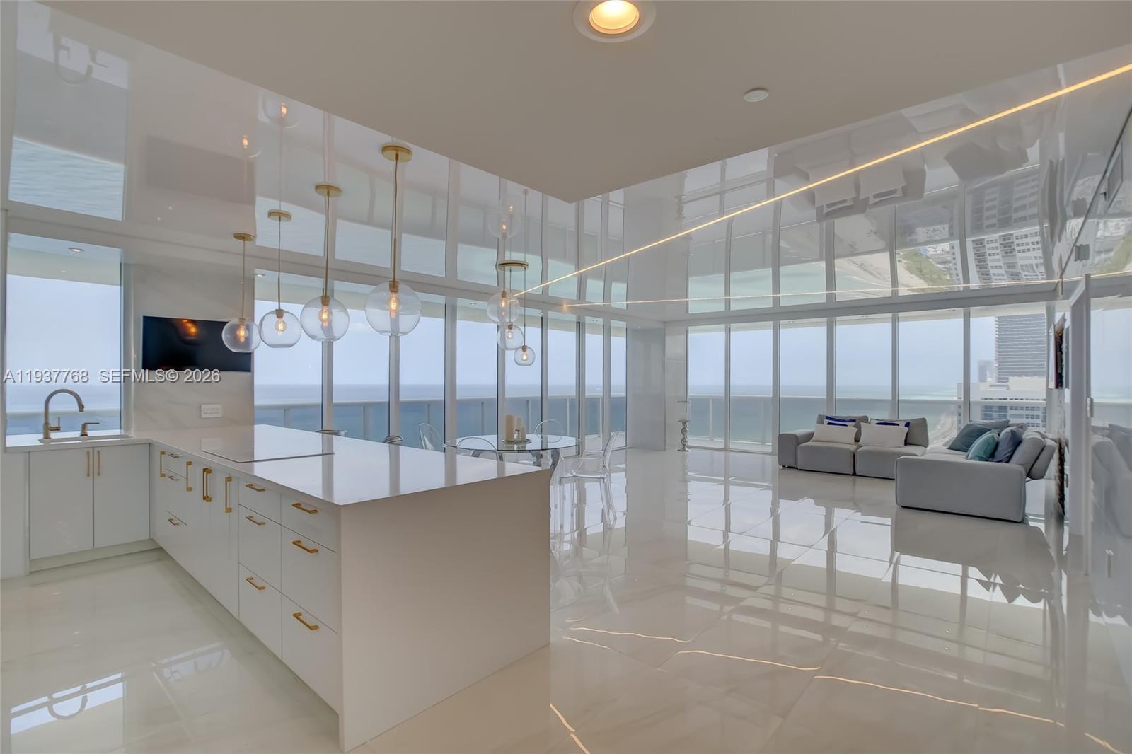 1830 S Ocean Dr # 2402, Hallandale Beach FL 33009