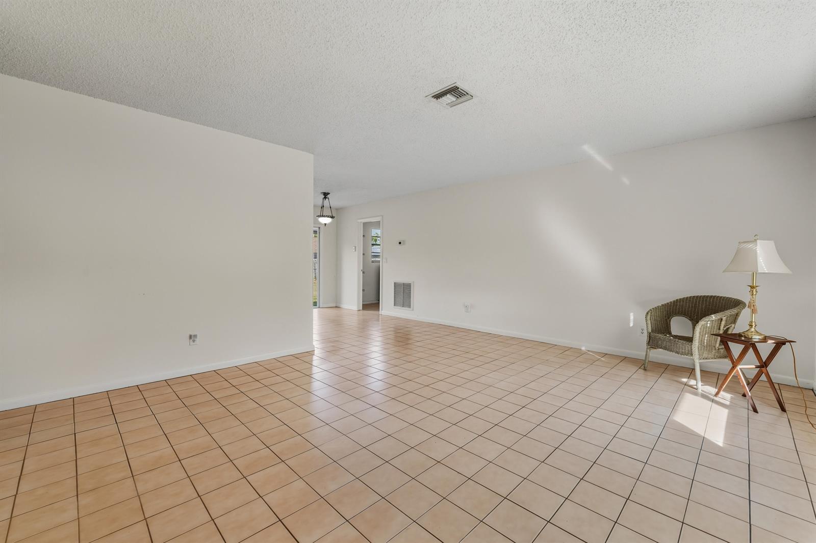 307 SE Husted Terrace, Port St. Lucie FL 34983 photo 3