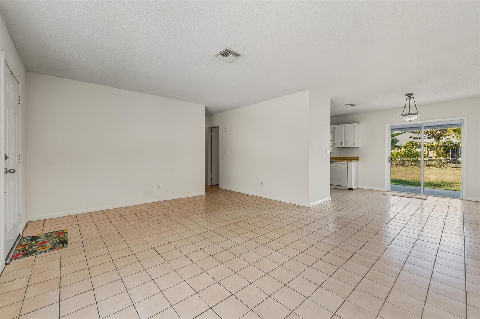 307 SE Husted Terrace, Port St. Lucie FL 34983 photo 4