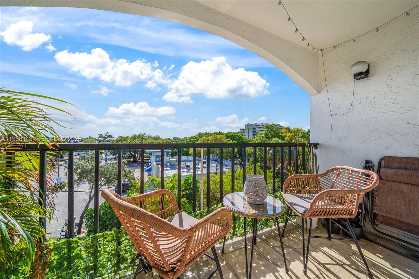 2150 SW 16th Ave # 402, Miami FL 33145 photo 4
