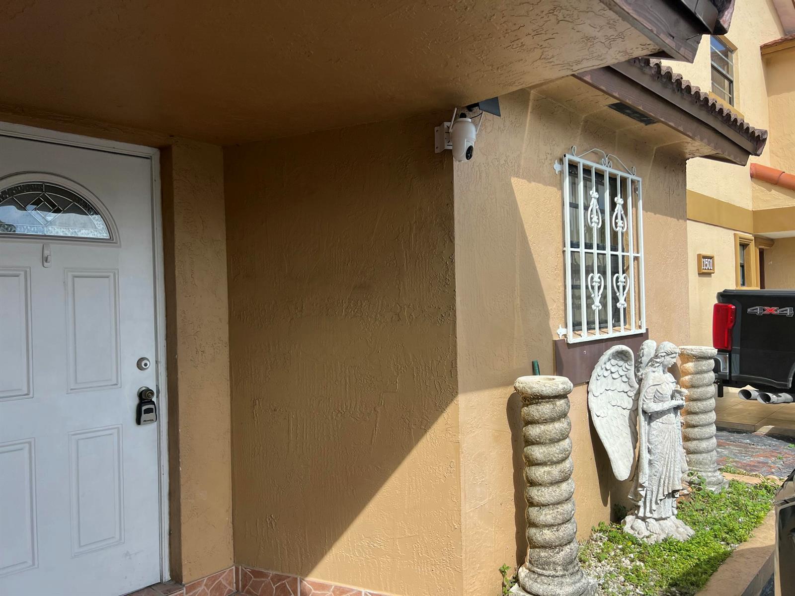 11507 SW 6th Street, Sweetwater FL 33174 photo 2
