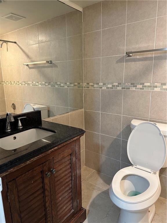 3680 Inverrary Drive # 3r, Lauderhill FL 33319 photo 3