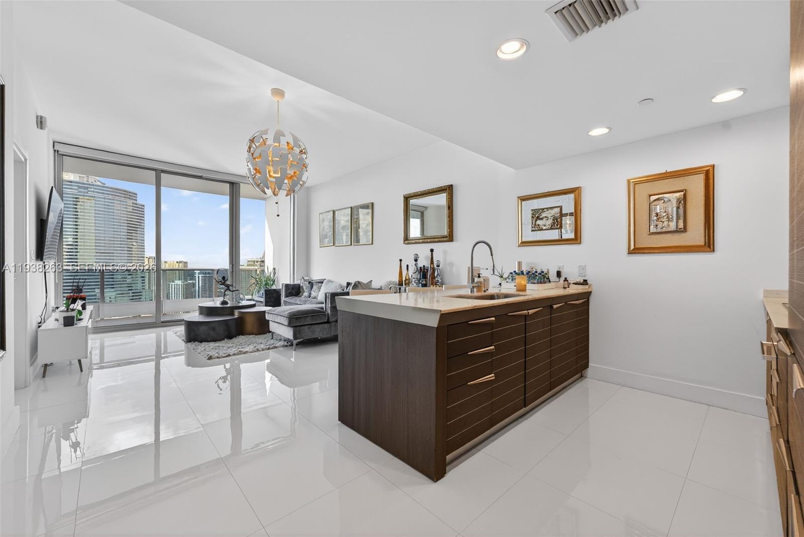 200 Biscayne Boulevard Way # 4414, Miami FL 33131 photo 2
