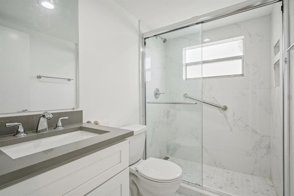 100 Monaco C, Delray Beach FL 33446 photo 5