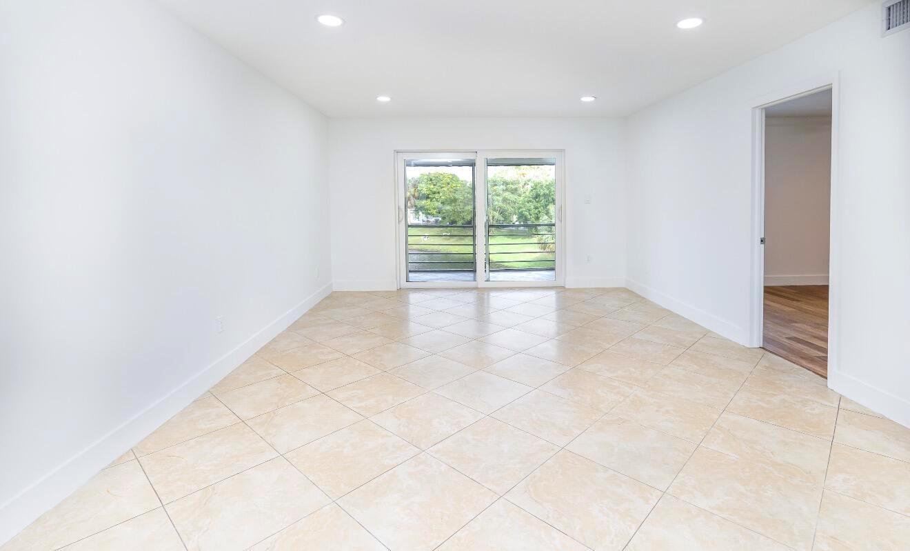 2600 Fiore Way # 2110, Delray Beach FL 33445 photo 3