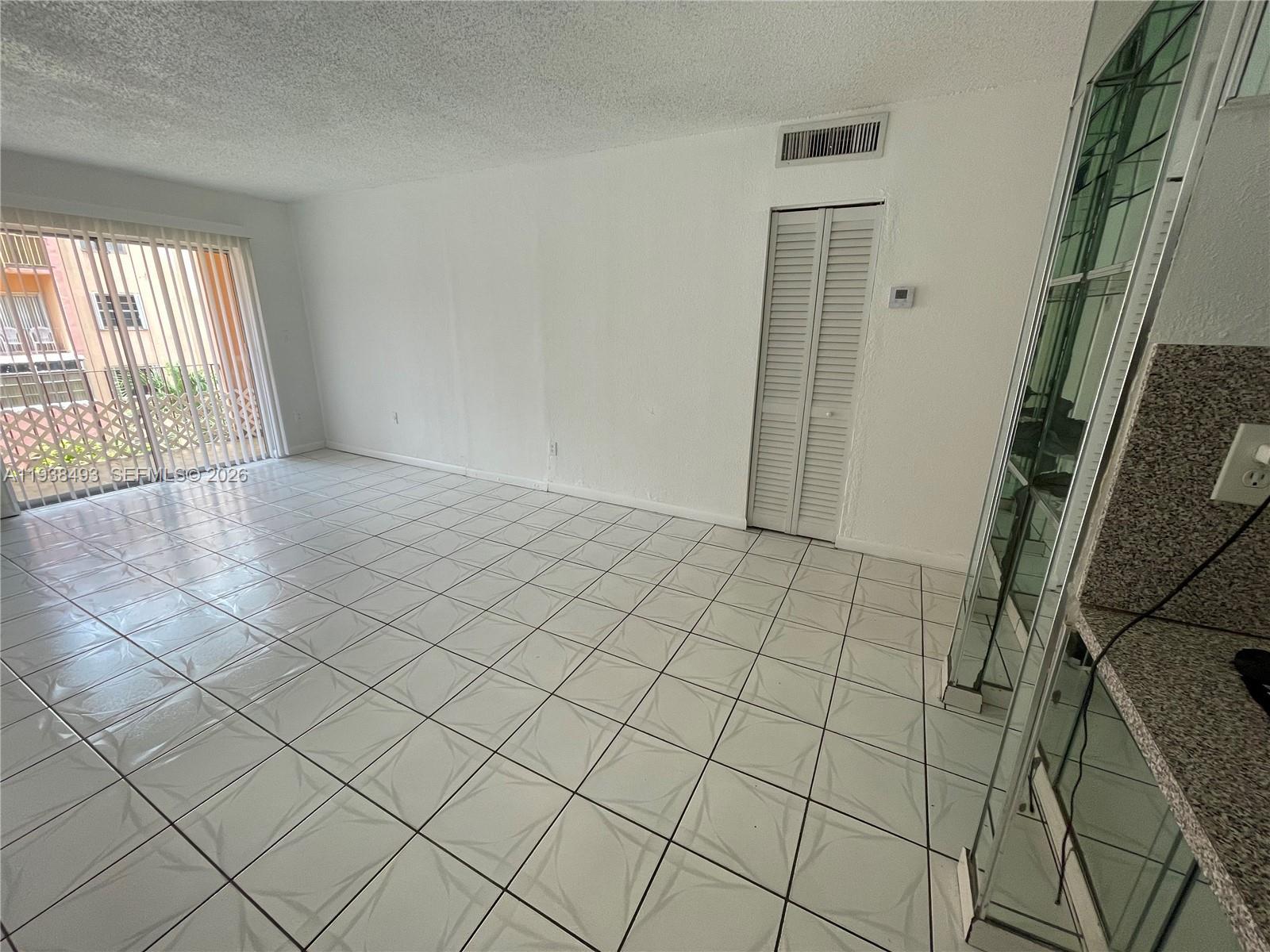 460 E 23rd St # 319, Hialeah FL 33013 photo 2