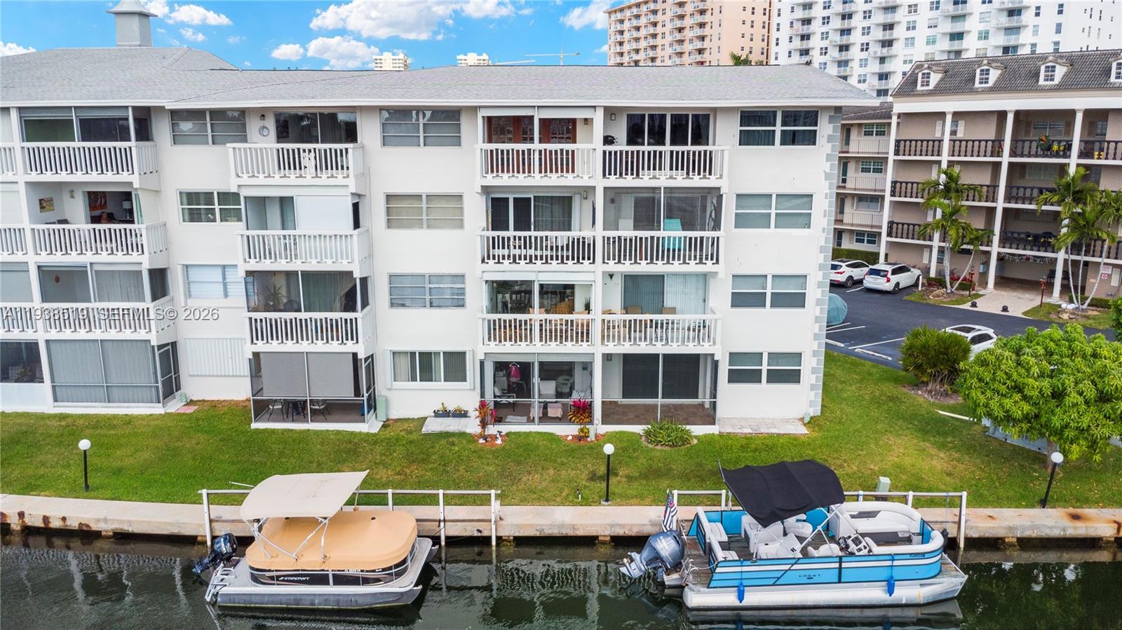 455 Paradise Isle Blvd # 402, Hallandale Beach FL 33009 photo 2