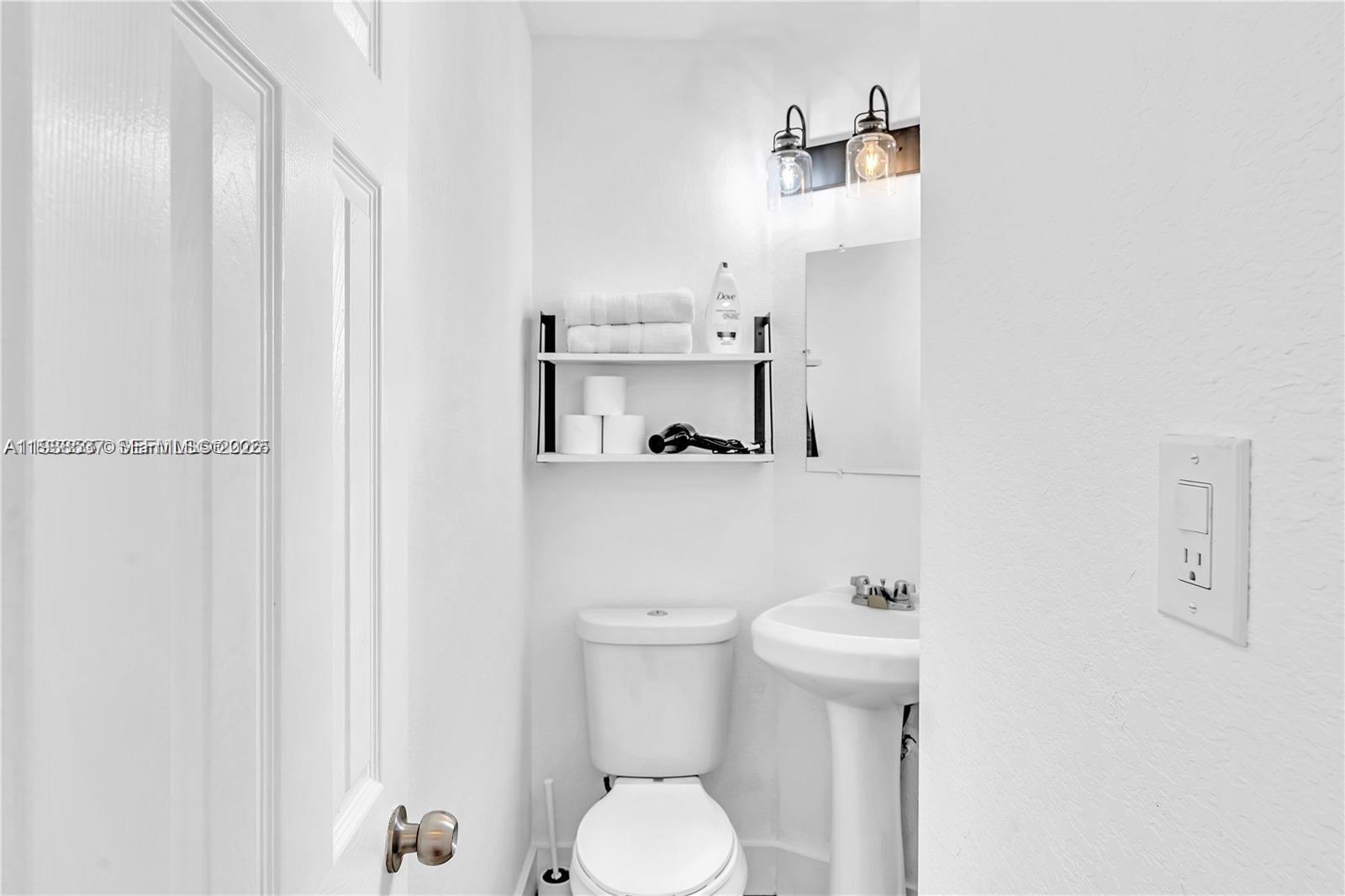 3920 Garden Ave # 14, Miami Beach FL 33140 photo 5