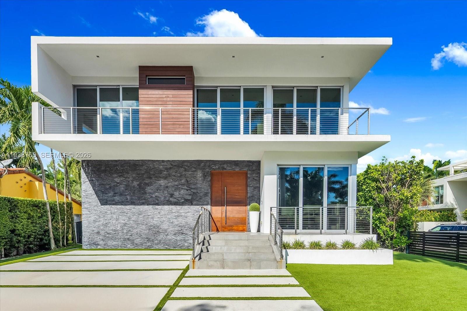 201 Palm Ave, Miami Beach FL 33139 photo 3