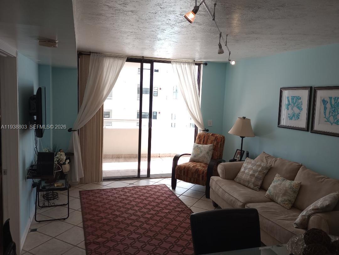 6830 Indian Creek Dr # 5B, Miami Beach FL 33141 photo 3