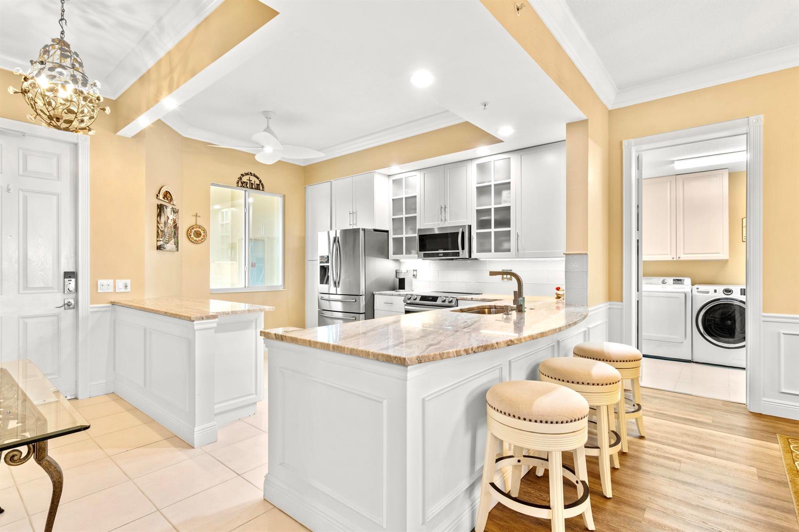 33 Harbour Isle Drive W # 306, Fort Pierce FL 34949 photo 2