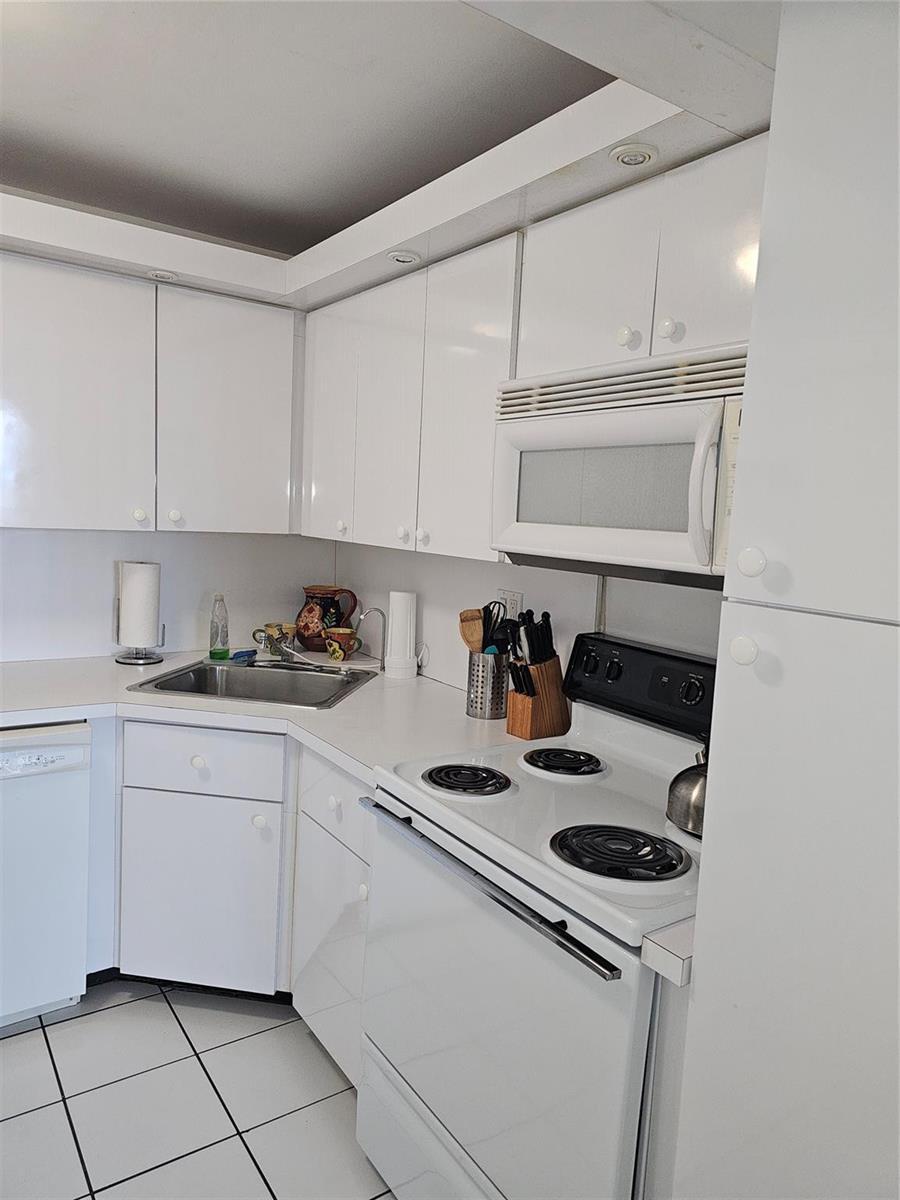 2750 NE 183rd Street # 1101, Aventura FL 33160 photo 5