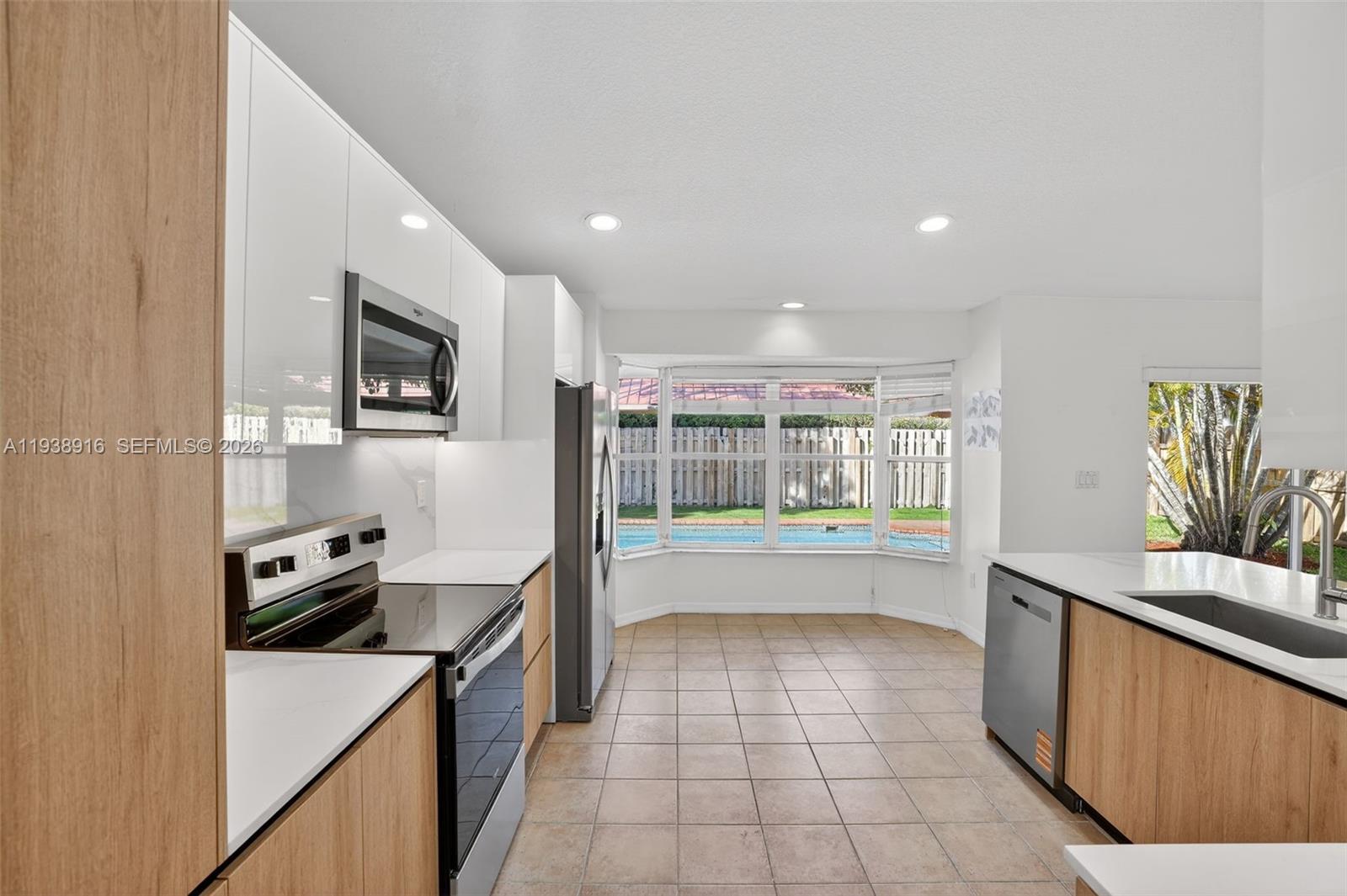 14300 SW 152nd Pl, Miami FL 33196 photo 5