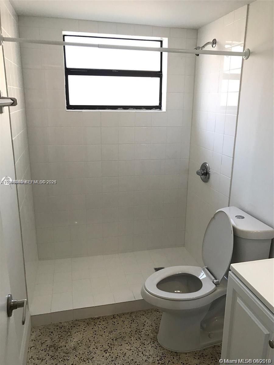 142 SW 18th Ave # 9, Miami FL 33135 photo 5