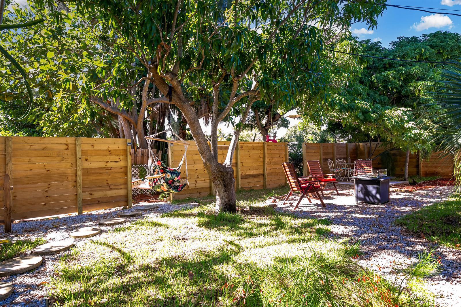 609 S Arnold Avenue, Lantana FL 33462 photo 5