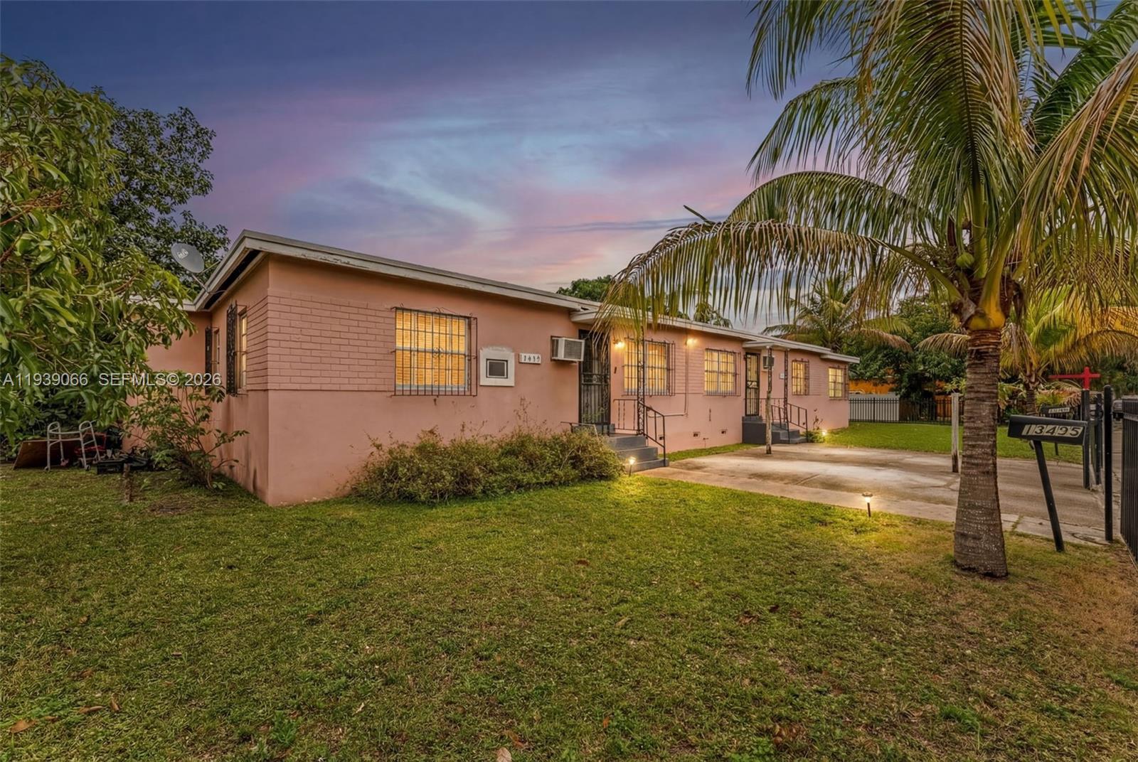 13493 NW 8th Ave, North Miami FL 33168