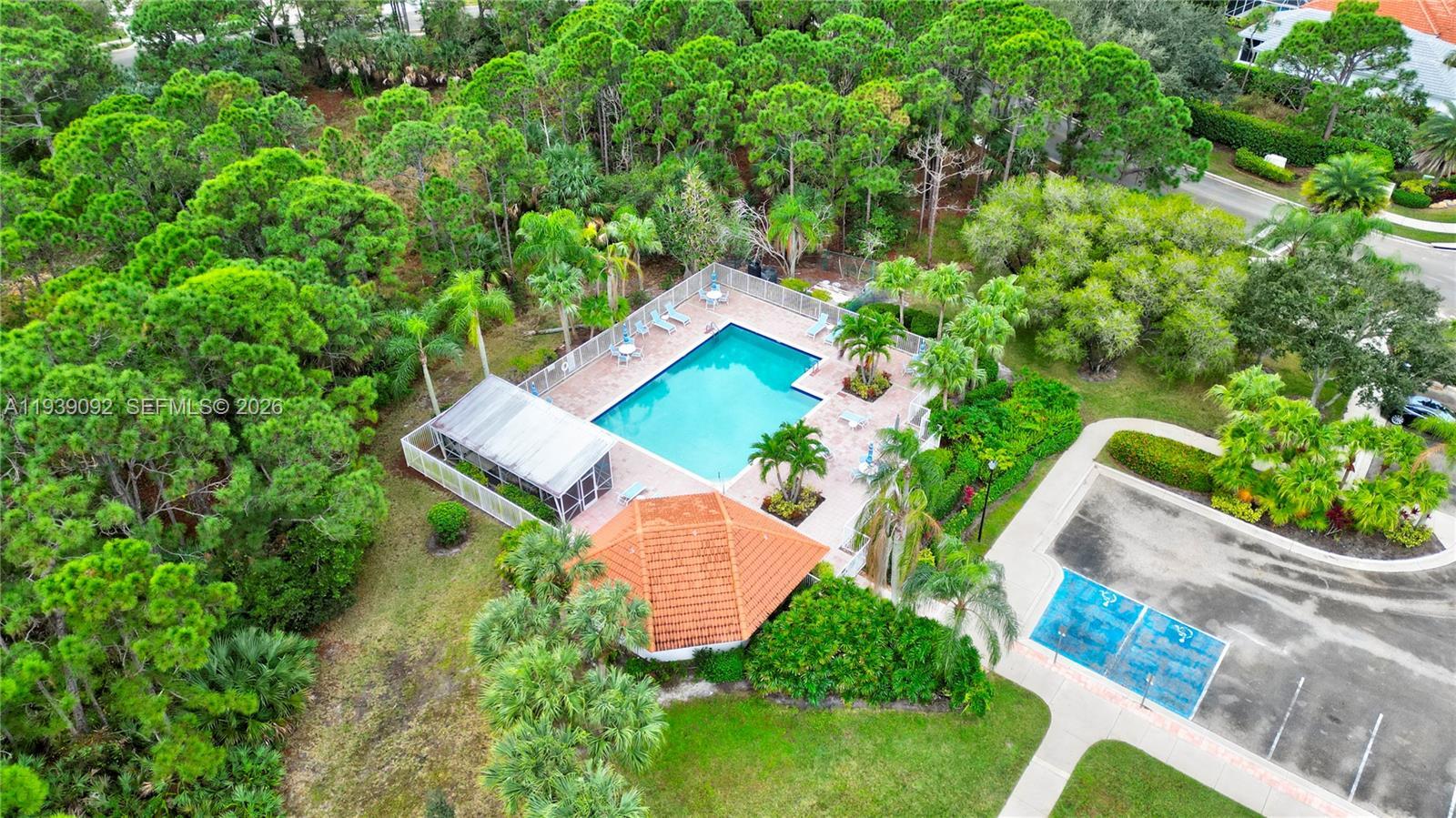7109 SE Walden Pond Ct, Stuart FL 34997 photo 3