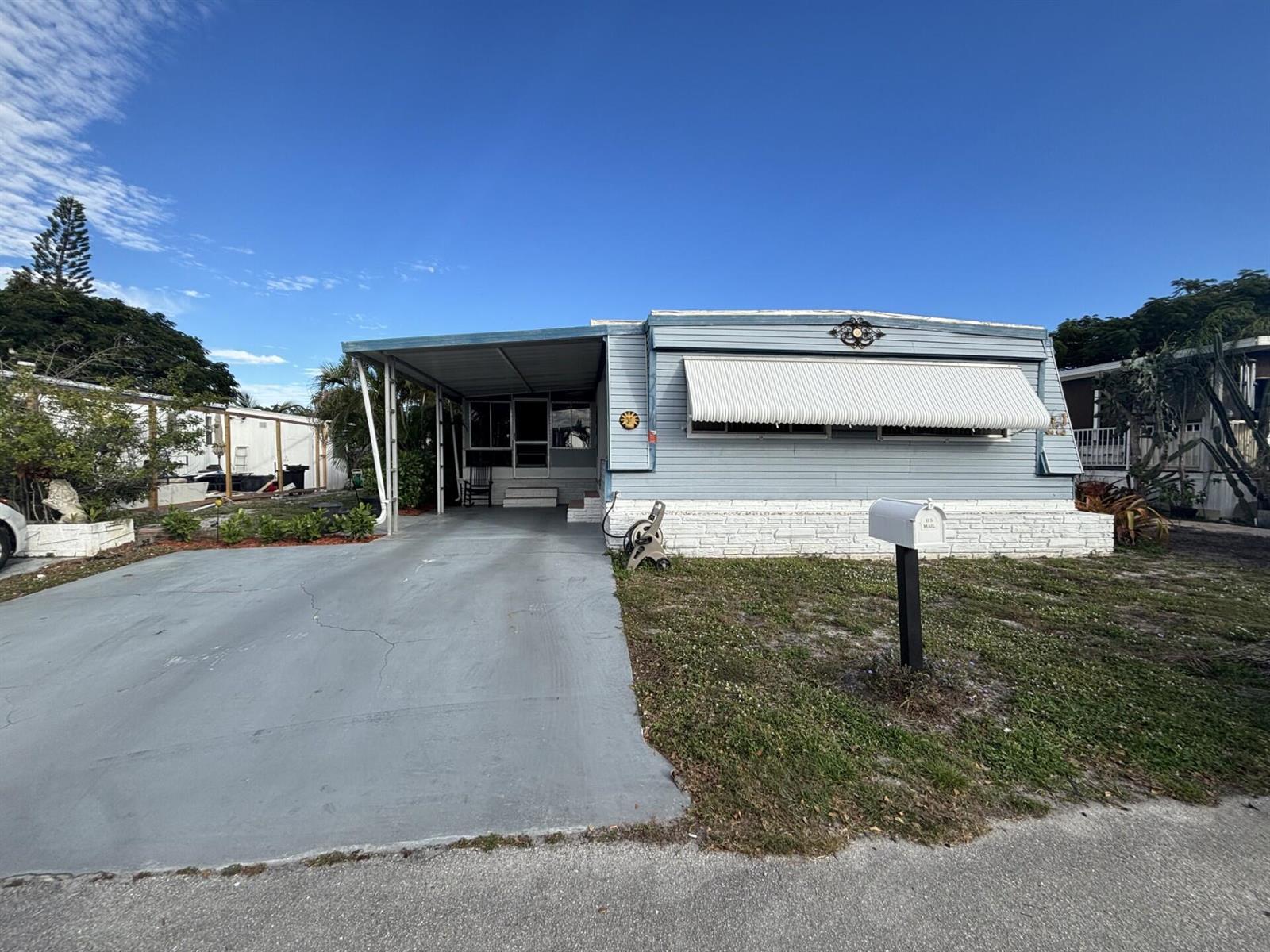4912 NW 3rd Ave, Lot 940, Deerfield Beach FL 33064 photo 2