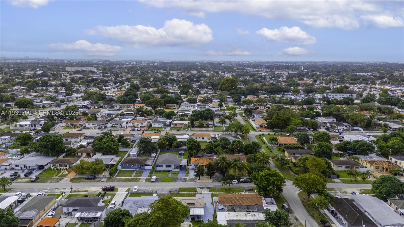 116 E 59, Hialeah FL 33013 photo 2